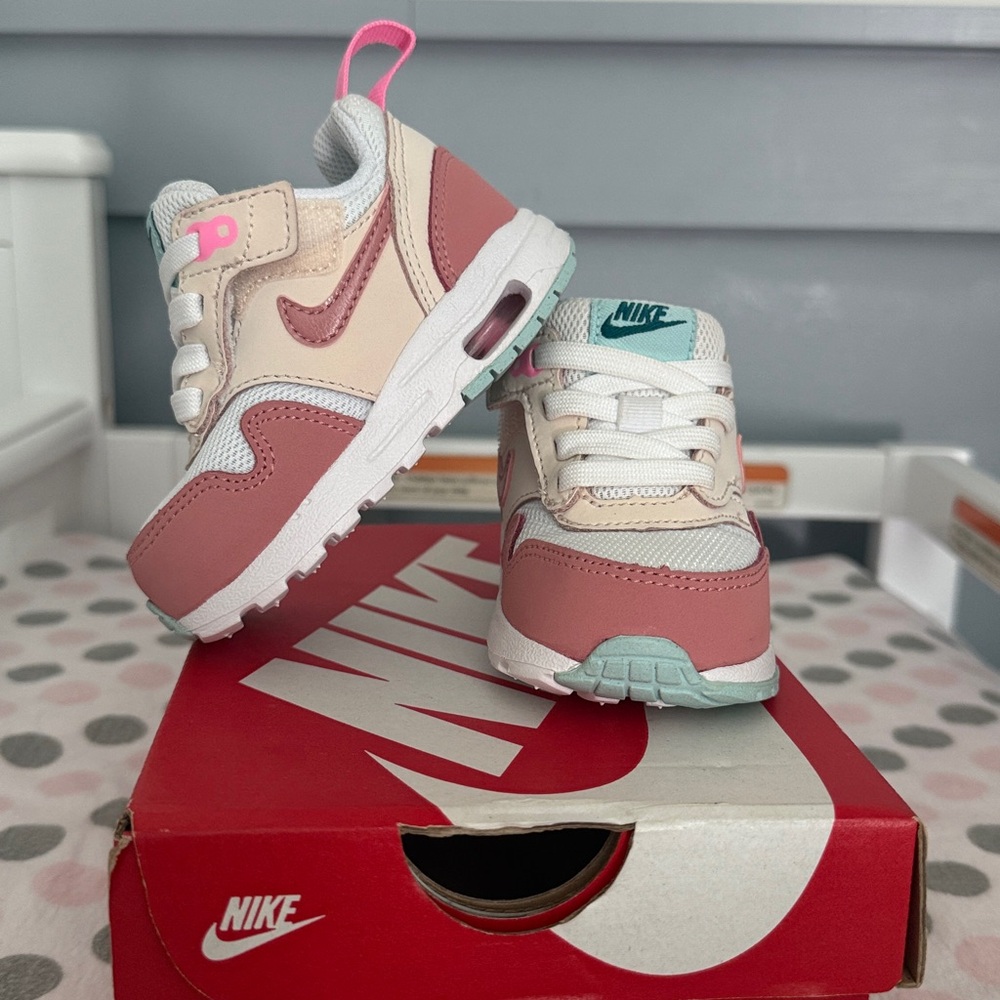 Nike Air Max Pink and Cream 4C Toddler Sneakers